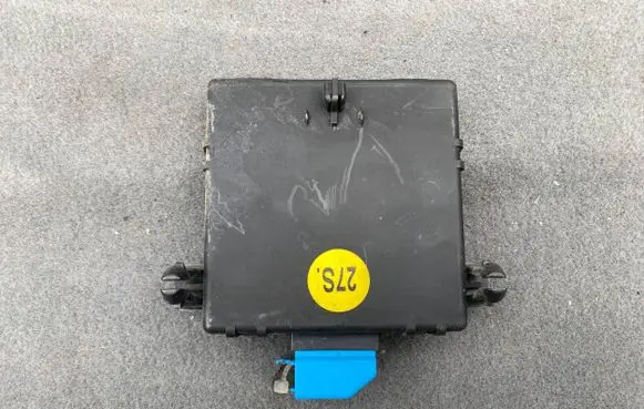 Volkswagen Caddy Gateway control module 1K0907530E 1K0907951