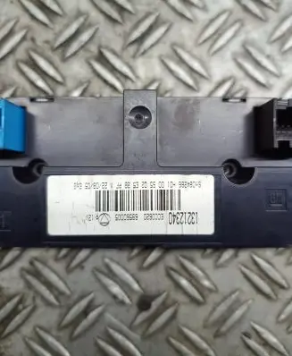 Opel Vectra C Climate control unit 