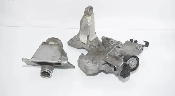 BMW X3 F25 Engine mounting bracket 7587862 7619250 6784826
