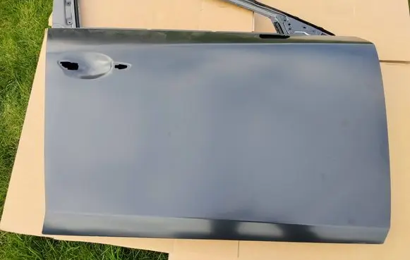 Mazda 3 Front door BCJH58010 BCY05802XF