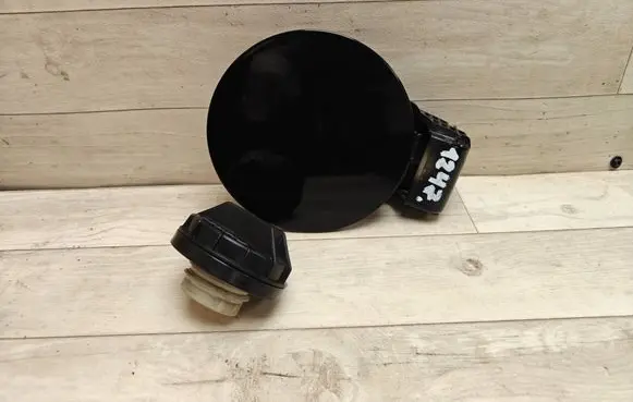 Hyundai Tucson JM Fuel tank cap 695102E000