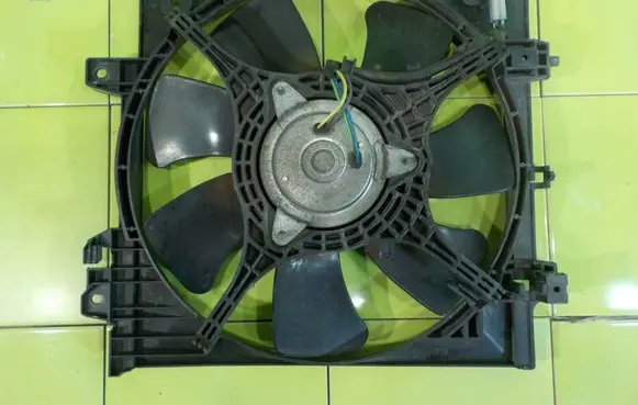 Subaru Forester SH Fan set TP221