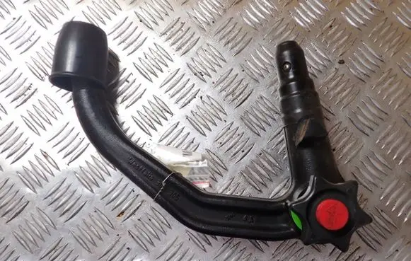 Audi A4 S4 B8 8K Tow bar 8T0800495