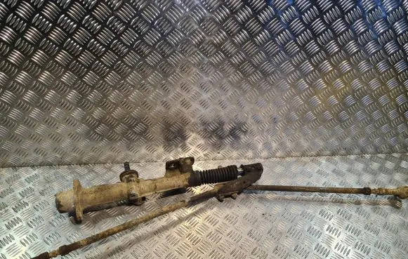 Volkswagen PASSAT B2 Steering rack 893419105