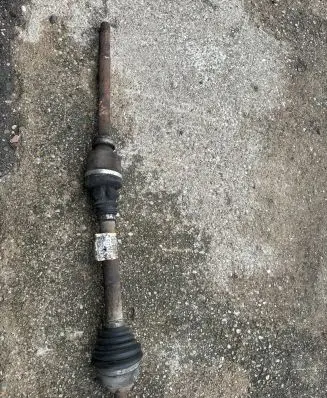 Peugeot 308 Front driveshaft 9661107280