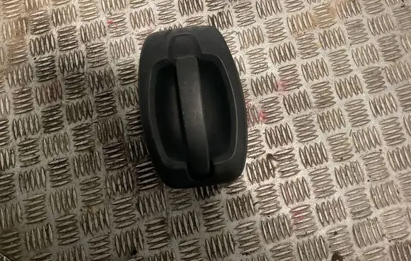 Peugeot Boxer Front door lock 