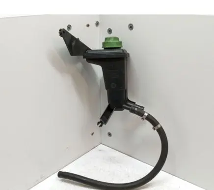 Volkswagen PASSAT B5.5 Power steering fluid tank/reservoir 3B0422371