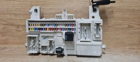 Volvo V50 Fuse box set 31254749 31268178