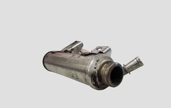 Opel Vectra C EGR valve cooler 55182590