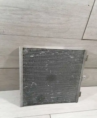 Porsche 911 991 A/C cooling radiator (condenser) 9P1820411