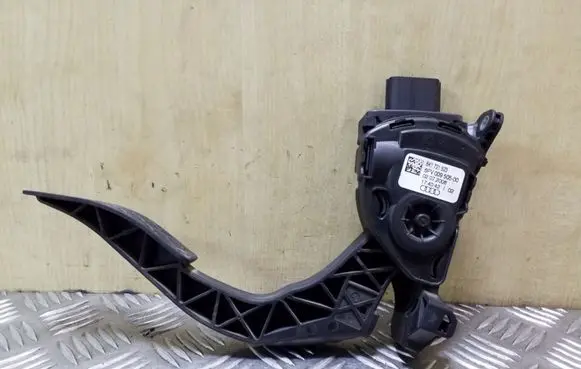 Audi A4 S4 B8 8K Accelerator throttle pedal 8K1721523