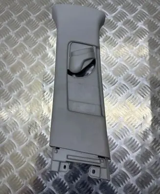 Toyota Auris E180 (B) pillar trim (top) 7302402040 108275 7313602040