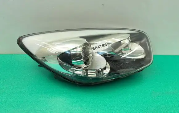 KIA Picanto Headlight/headlamp 92102-1Y3