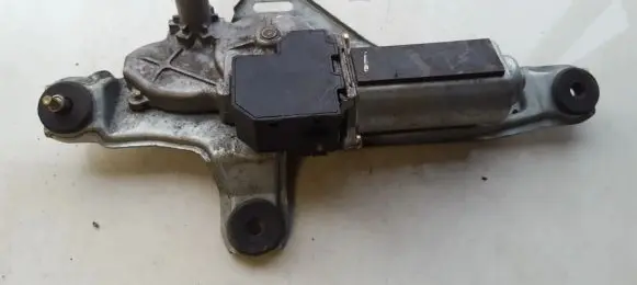 Toyota RAV 4 (XA20) Rear window wiper motor 8513042040 85130-42040