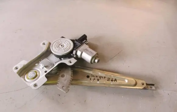 Honda Insight Rear door window regulator motor 901200
