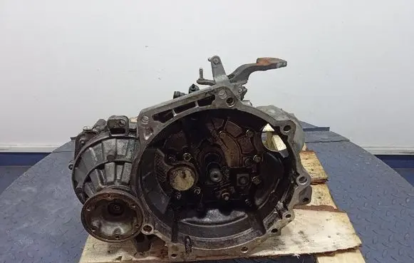 Volkswagen PASSAT B6 Manual 6 speed gearbox HNV