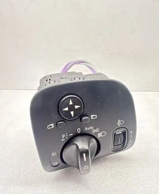 Mercedes-Benz C W203 Light switch A2035450604 2440657472 04058519