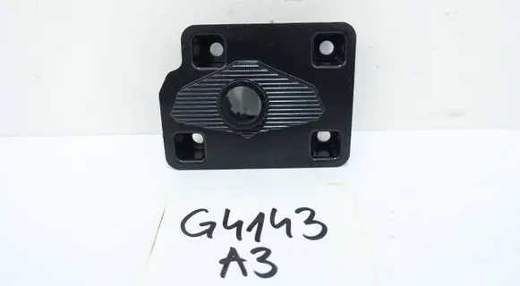 Hyundai i30 Front parking sensor holder (PDC) 86582S0000