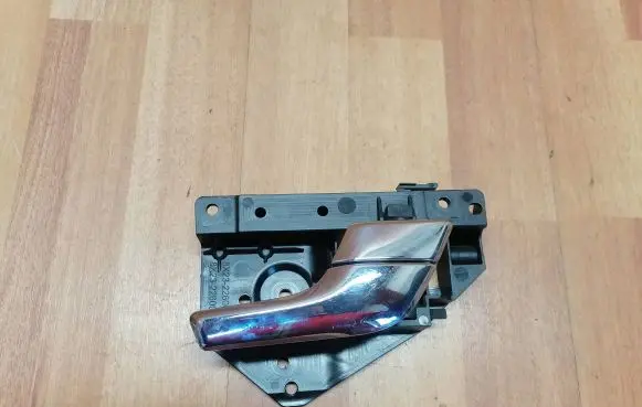 Front door interior handle