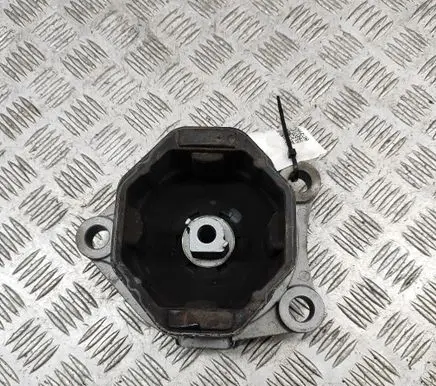 Volvo C40 Engine mount bracket 31686296