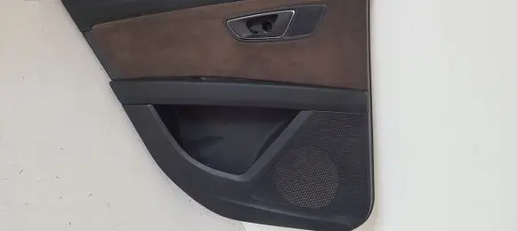 Seat Leon (5F) Rear door card trim 