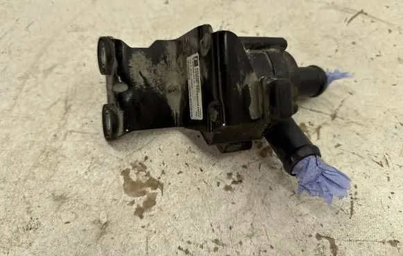 Ford Fusion II Electric auxiliary coolant/water pump DS7G8C419CB DS7Z8C419C