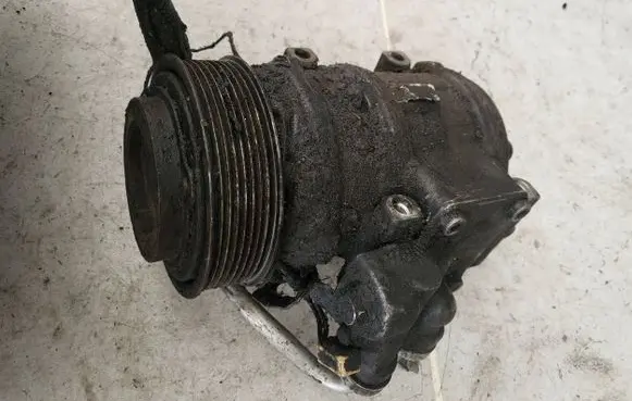 Jeep Cherokee Air conditioning (A/C) compressor (pump) 447200-5821
