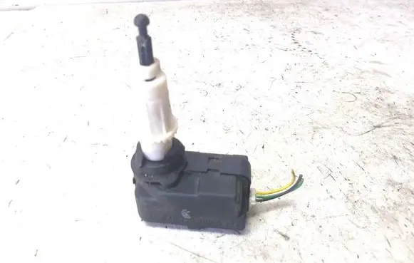 Peugeot 307 Headlight level adjustment motor