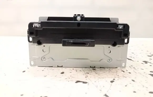Radio/CD/DVD/GPS head unit