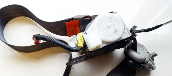 Mitsubishi Space Wagon Front seatbelt TKAB2EN224 TK-AB2-EN224
