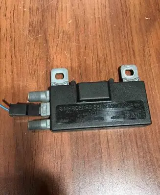 Mercedes-Benz S W140 Aerial antenna amplifier 1408202489