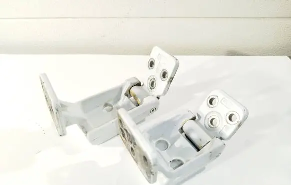 Mercedes-Benz Sprinter W906 Loading door hinge set A9067400737 A9067400537