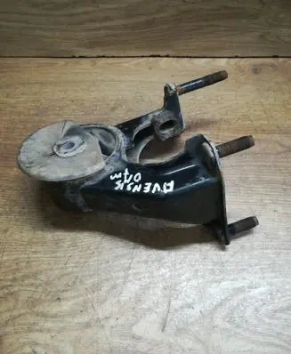 Toyota Avensis T250 Gearbox mount 123710R010