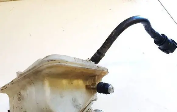 Peugeot 307 Brake fluid reservoir 0204051007