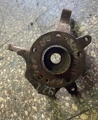 Renault Scenic III - Grand scenic III Front wheel hub