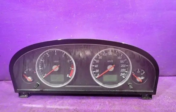 Ford Mondeo Mk III Speedometer (instrument cluster) 1S7F10849AH