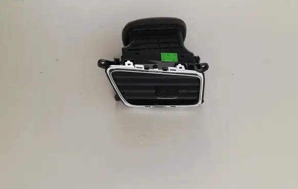 KIA Ceed Dashboard side air vent grill/cover trim 97410A2000 KL1643