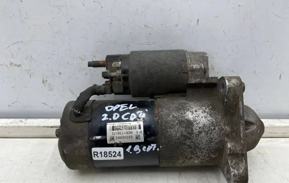 Opel Zafira C Starter motor 55352882