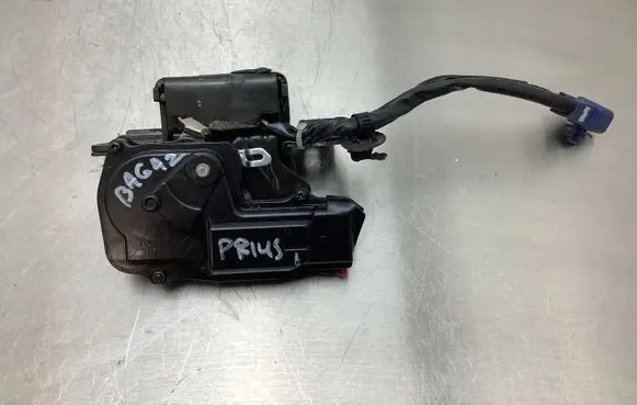 Toyota Prius (XW20) Loading door lock