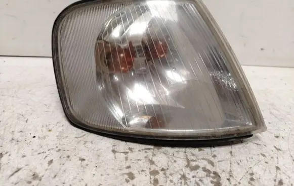Audi A3 S3 8L Front indicator light 963286