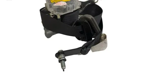 Subaru Forester SG Front seatbelt 7M7820P 467053