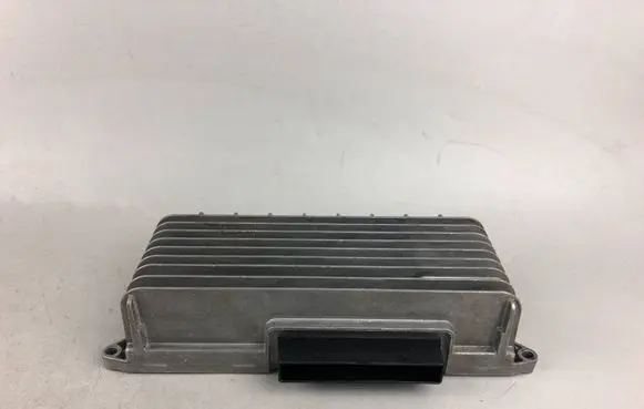 Audi A3 S3 A3 Sportback 8P Sound amplifier 8T0035223J