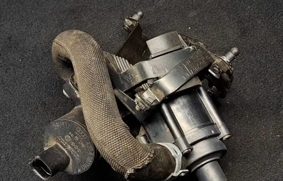 Audi Q5 SQ5 Electric auxiliary coolant/water pump 059121012A 4H0121671B