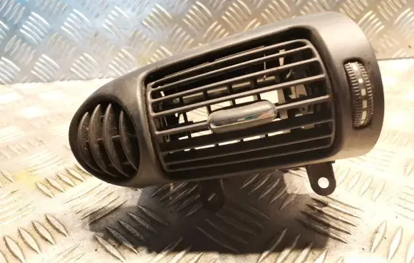 Mercedes-Benz C W203 Dashboard air vent grill cover trim 2038302754