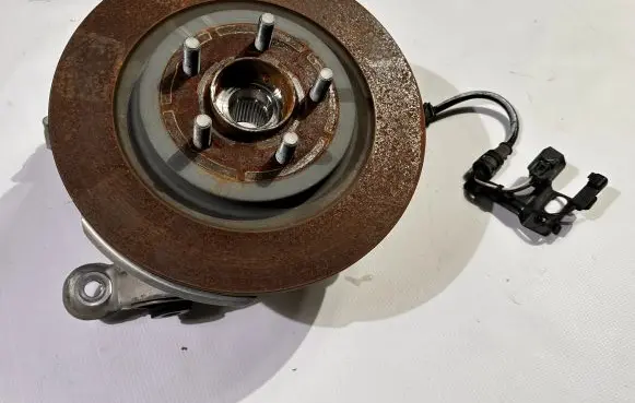 Ford Explorer VI Rear wheel hub spindle/knuckle LB5C5B759