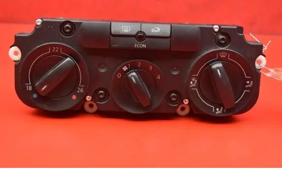 Volkswagen Golf Plus Climate control unit 5M1820045