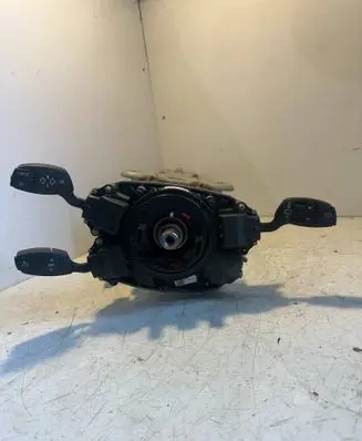 BMW 5 E60 E61 Steering wheel axle 6770705 0028562