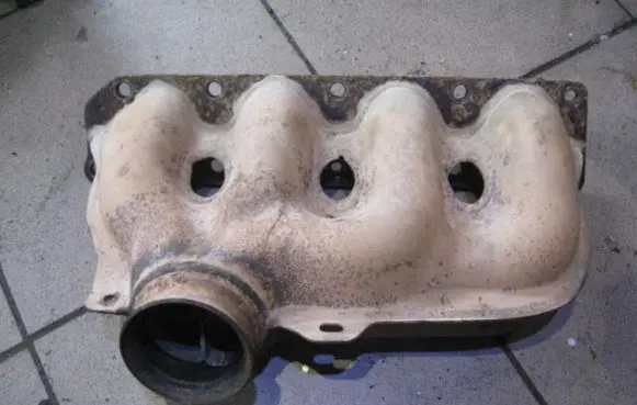 Peugeot 307 Exhaust manifold
