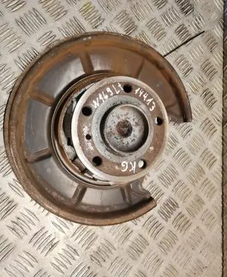 Mercedes-Benz A W169 Rear wheel hub