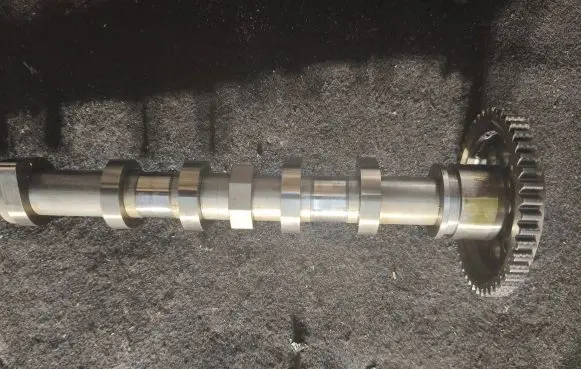KIA Ceed Camshaft 242002b110